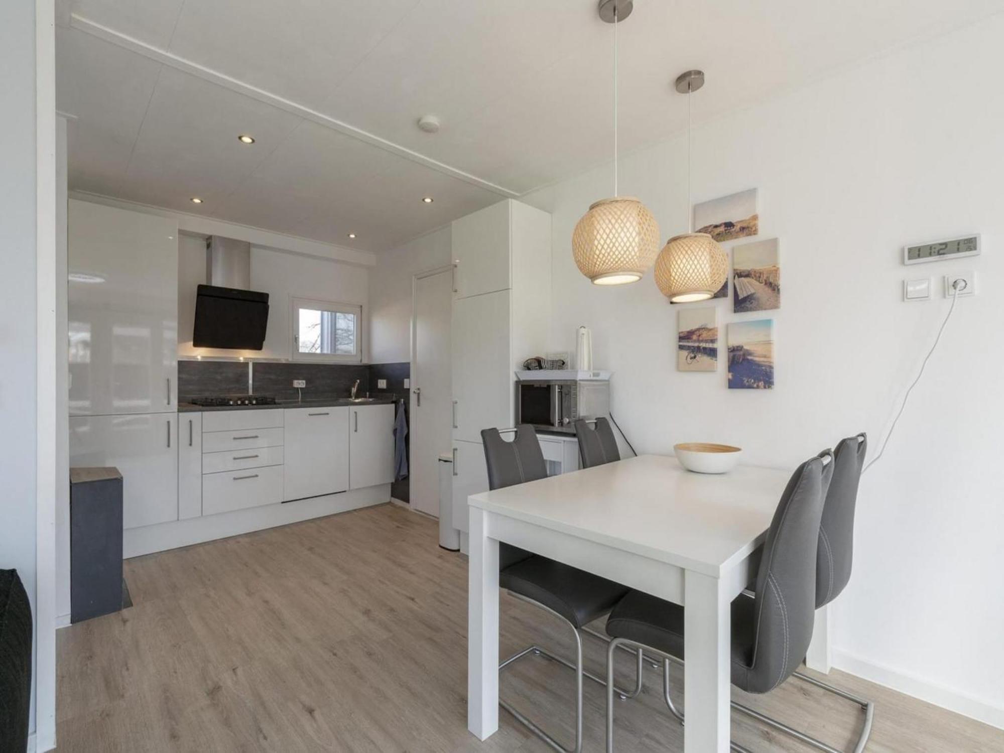 Modern Holiday Home With Large Garden Sint Maartensvlotbrug Екстер'єр фото