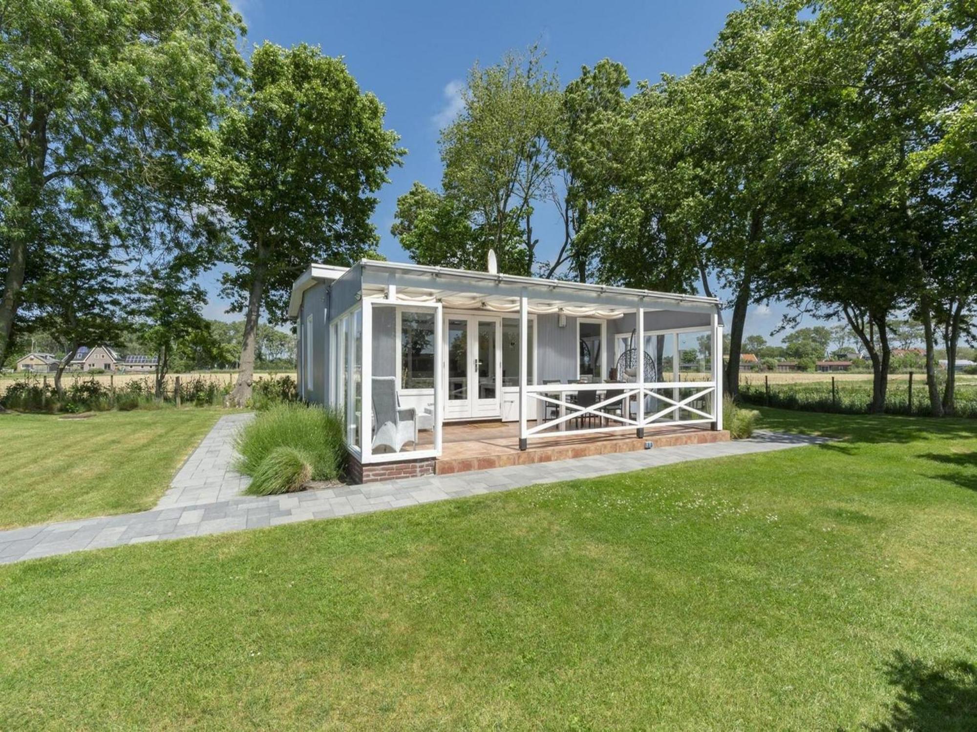 Modern Holiday Home With Large Garden Sint Maartensvlotbrug Екстер'єр фото