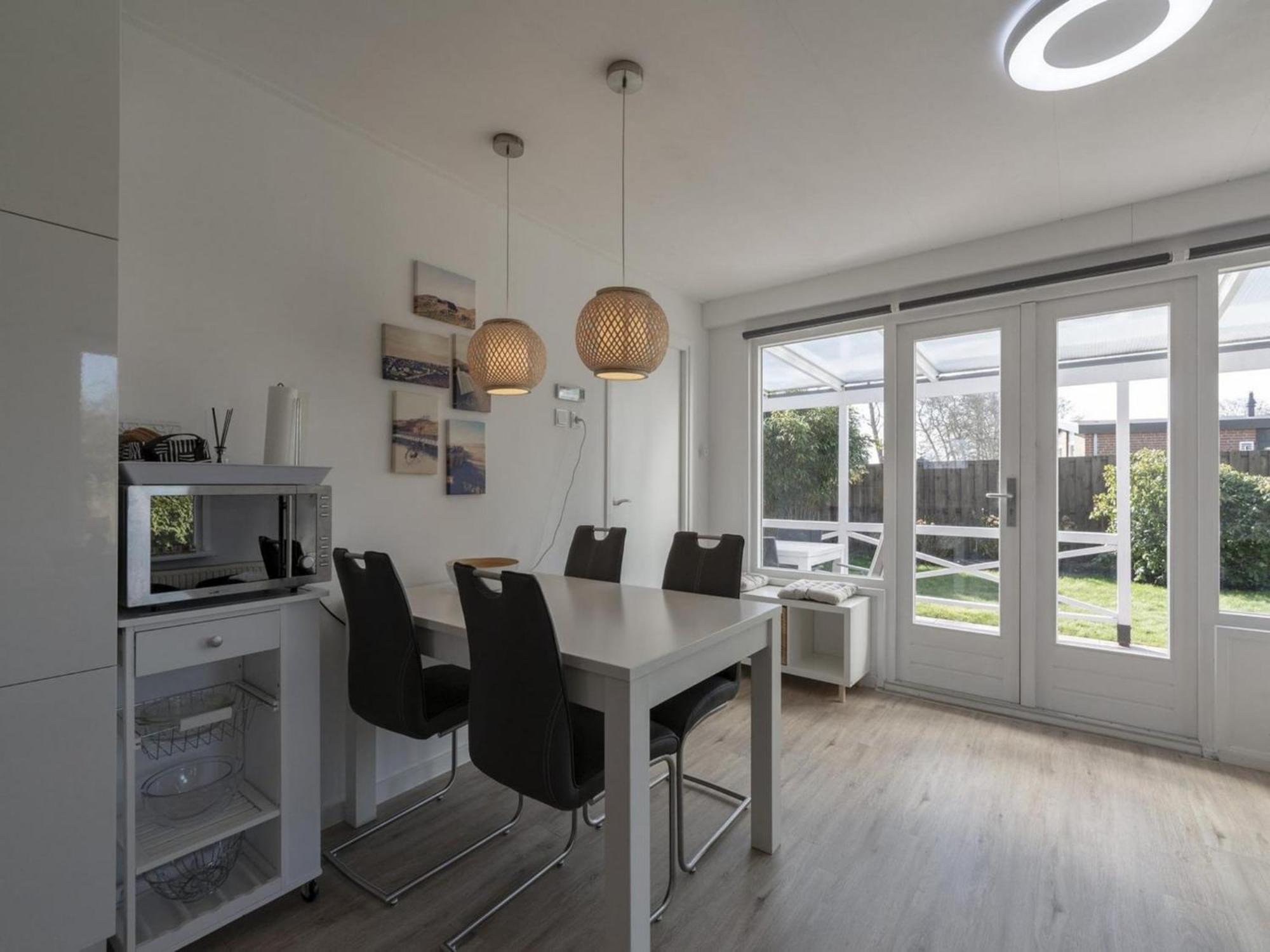 Modern Holiday Home With Large Garden Sint Maartensvlotbrug Екстер'єр фото